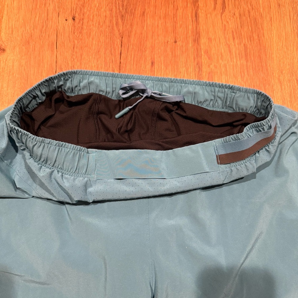 Men's Lululemon Surge Lined Short 6”, size large - Picture 3 of 7